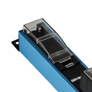 16A 250V 1U unità di distribuzione potenza a cremagliera C19 standard PDU con protezione da sovraccarico e spia EU PDU - Product Image 3