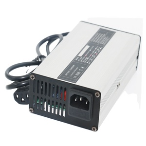 54.6V3A 12v 24v 48v 60v 72v 10Ah 20Ah <span class=keywords><strong>chargeur</strong></span> de batterie au lithium-ion pour <span class=keywords><strong>chargeur</strong></span> de Scooter électronique e-bike - Product Image 4