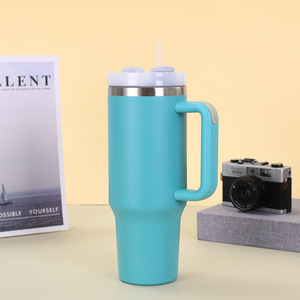 Taza de café de viaje de doble pared reutilizable de 40oz, <span class=keywords><strong>vaso</strong></span> 304 con asa, <span class=keywords><strong>vaso</strong></span> de agua aislado con tapa y pajita para coche - Product Image 1