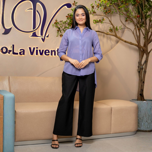 Blusa de Polialgodón Texturizado Morado con Corte Asimétrico, Transpirable y Duradera para Mujer - Product Image 2