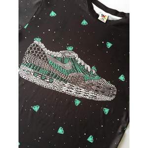 T-shirt Casual stile Street Design estivo 200 grammi peso tessuto traspirante tinta unita t-shirt con Logo a pois collo
