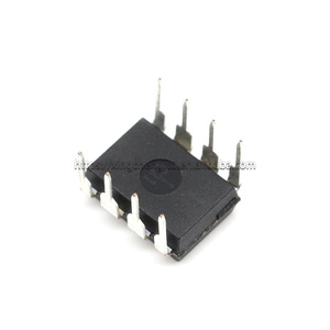UA741CN DIP-8 UA741 DIP8 <span class=keywords><strong>UA741CP</strong></span> DIP 741CP 741CN AMPLIFICATEURS OPÉRATIONNELS À 741 USAGE Circuits intégrés Puces IC - Product Image 5