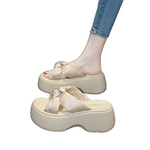 Women's stylish <b>height</b>-<b>increasing</b> and anti-slip shoes with PU <b>insoles</b>, suitable for outdoor use in autumn, spring and summer. - Product Image 1
