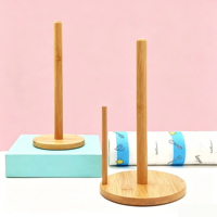 MIXWARES Porte-rouleaux de papier en bambou autoportant - Étagère de rangement multifonctionnelle pour la cuisine, pour chiffons de nettoyage, rouleaux et petits objets