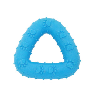 Jouet à mâcher pour chiens en TPR en forme d'empreintes de pattes, anneau triangulaire, en caoutchouc durable, résistant aux morsures, pour la dentition et l'entraînement - Product Image 5