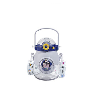 Bouteille d'<span class=keywords><strong>eau</strong></span> de sport pour enfants en gros, 900 ml, bouteille mignonne de grande capacité avec sangle de montre pour les activités scolaires et de plein air - Product Image 6