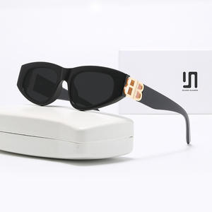 Gafas de sol estilo ojo de gato europeo americano para mujer, montura negra, material de PC, protección UV400, tipo 3. - Product Image 2