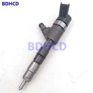 0445110463 fabbrica direttamente Diesel Common Rail iniettore di carburante 129A00-53100 129 a0053100 per Yanmar 4 tnv88c <span class=keywords><strong>3</strong></span> tnv88c motore - Product Image 4