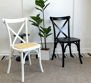 <span class=keywords><strong>Sedie</strong></span> <span class=keywords><strong>da</strong></span> Pranzo Impilabili <span class=keywords><strong>in</strong></span> <span class=keywords><strong>Legno</strong></span> Massello con Schienale Incrociato e Rattan per Hotel, Banchetti, Ristoranti, Matrimoni all'Aperto e Sale Feste - Product Image 3