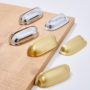 Boutons modernes haut de gamme en laiton massif diverses formes poignées de meubles de luxe quincaillerie de porte d'armoire pour armoire et commode - Product Image 2