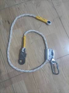 Poliéster vermelho arnês corpo inteiro arborista arnês com D-Ring para fora do trabalho segurança queda proteção engrenagem - Product Image 3