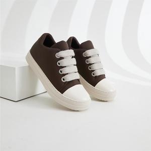 Chaussures décontractées unisexes en PU avec logo personnalisé pour femme, style <span class=keywords><strong>marche</strong></span>, basses, à lacets, baskets moelleuses pour femme - Product Image 2
