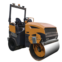 Compacteur routier classique d'usine 2T 4T 5T avec tambour avant en acier et pneus arrière en caoutchouc, moteur japonais
