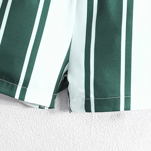 Ensemble deux pièces tendance pour garçons : chemise rayée à manches courtes, short décontracté et chapeau - Product Image 6