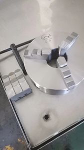 DIN 55027/DIN 55028 3 Çeneli Çelik Torna Aynası 315mm C8/C11 Manuel Sıkıştırmalı Kendinden Merkezleme Özellikli CNC Torna Tezgahı Model K11 315/C8 için - Product Image 3