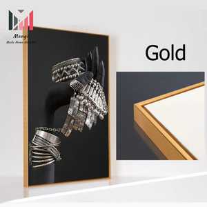 Mano <span class=keywords><strong>de</strong></span> <span class=keywords><strong>mujer</strong></span> negra enmarcada con joyería <span class=keywords><strong>de</strong></span> plata y oro, imágenes artísticas <span class=keywords><strong>de</strong></span> pared e impresiones, pintura en lienzo <span class=keywords><strong>para</strong></span> la decoración del dormitorio del hogar - Product Image 2