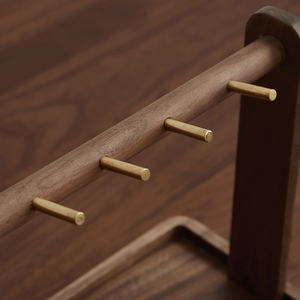 Organisateur d'entrée en bois à 4 crochets avec plateau pour clés, montre intelligente, portefeuille et courrier, support de rangement anti-rayures pour bureau ou couloir - Product Image 6