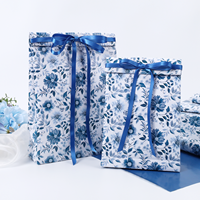 Papier d'emballage imperméable en PE à une face, motif floral en porcelaine bleue et blanche chinoise, pour boîte cadeau de mariage chinois ou de faveur nuptiale
