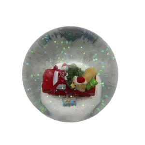 Resin Decoration Christmas Decor Resin Water Ball Custom Snow Globe