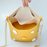 Sac à bandoulière Design polyvalent avec sangle en chaîne métallique pour filles, sac à bandoulière sacoche
