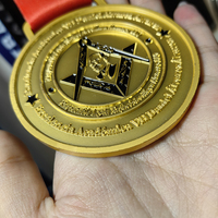 Nouveau design 3D Luxury Gold Awards Médaille en métal de finition marathon personnalisée Médailles souvenirs élégantes pour les honneurs et les trophées