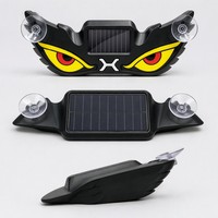 Lumière LED dynamique pour voiture, type œil de démon clignotant, solaire, double charge Type-C, décoration de vitre arrière, lumière d'avertissement anti-collision, auto