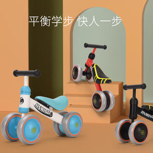 Vélo d'équilibre pour enfants sur le thème Spider Man préféré des garçons - Product Image 3