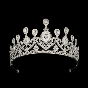 Couronne Européenne Baroque en Métal Strass Alliage Cristal, Tiare de Mariage Nuptiale, Serre-tête de Princesse Reine Fleurie - Product Image 2