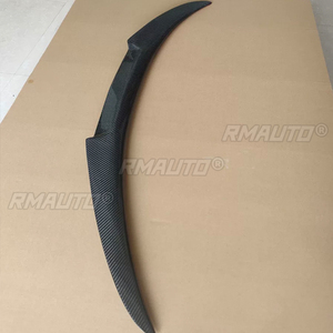 สปอยเลอร์คาร์บอนไฟเบอร์ทรง M4 สำหรับรถยนต์ Volkswagen Passat CC ปี 2009-2018 ตกแต่งท้ายรถยนต์ - Product Image 4