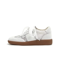 Nouvelles baskets athlétiques décontractées pour femmes, tendance mode, chaussures de course plates avec logo personnalisé, bout fermé, semelle intérieure en mesh, amorti pour la marche