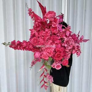 Arrangements floraux de décor de mariage de fleurs artificielles roses roses avec des orchidées d'hortensia de roses pour l'hôtel de mariage - Product Image 1