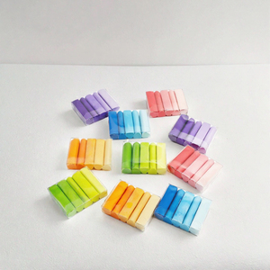 Nouvelle Gomme Triangulaire Souple Style Dégradé Coloré en Caoutchouc TPE, Collecte les Débris sans Endommager le Papier, Idéale pour Étudiants, Examens et Croquis - Product Image 3