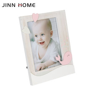 Cadre photo bébé rose adorable avec baleine et cœur 4x6 - Décoration de chambre d'enfant, cadeau, finition blanchie avec accents baleine rose et cœur - Product Image 2