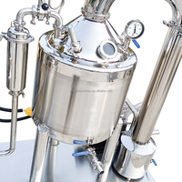 Machines de traitement de la sauce alimentaire Filtration sous vide Chauffage électrique Température constante Machine de concentration de pâte de tomate