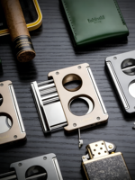 Accessoires pour couper les cigares - Ciseaux à ressort en acier inoxydable en forme de U - Accessoires de fumage de luxe portables - Vente en gros disponible