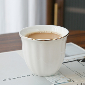 Tasse à café en porcelaine blanche de luxe Pine Pavilion, bordure dorée, tasse à thé classique, design minimaliste, passe au micro-ondes et au lave-vaisselle, pour usage domestique - Product Image 5