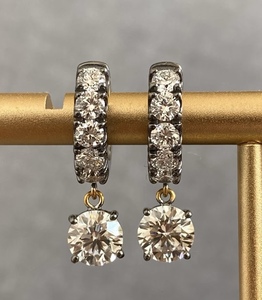 เครื่องประดับสั่งทำพิเศษ ต่างหูทองแท้ชุบโรเดียมดำ 10k 14k 18k ทองคำขาว PT เพชร/พลอยจากห้องปฏิบัติการ ผลิตจากโรงงาน - Product Image 1