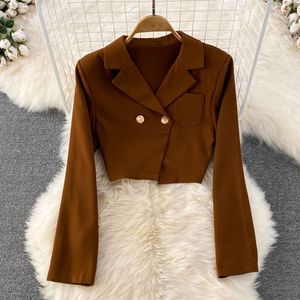 Completo Retrò da Donna con Giacca Corta e Gonna a Fascia Senza Spalline per un Look Ringiovanente - Product Image 5