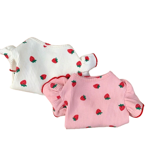 Ropa de Lujo para Perros, Linda Camiseta con Estampado Floral de Animales, Tallas XS-XL, Estampado de Fresa Dulce, Hecha de Algodón para Primavera Verano - Product Image 1