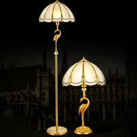Lampes de Table décoratives en cuivre avec grue, lampe de Table de salon de luxe, parapluie européen de luxe, abat-jour, lampe de bureau