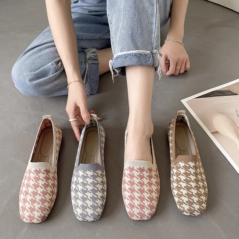 New Design Comfortable Stylish Slip On Casual Lazy Shoes Ladies Knitted Flats Soft Breathable Peas Women Fisherman Woven Shoes