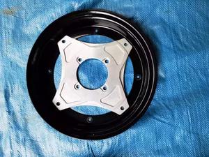 Plaque adaptatrice de jante de moto compatible avec les composants Honda CT50, CT70, ST50 et ST70 - Product Image 4