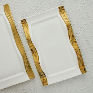 Ensemble d'assiettes à dîner en céramique à bord doré TQ Vaisselle Assiettes carrées en porcelaine <span class=keywords><strong>blanche</strong></span> de luxe Plateau de service Plats avec bordure dorée ondulée - Product Image 3