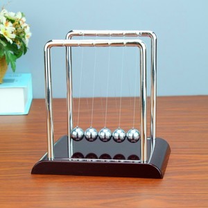 Péndulo de Newton, Máquina de Movimiento Perpetuo, Estilo Clásico, Adorno Decorativo para el Hogar, Bolas Metálicas Redondas, Regalo Científico - Product Image 1