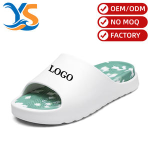 Claquettes personnalisées avec logo pour hommes – Chaussures de haute qualité avec logo – Sandales personnalisées pour hommes - Product Image 1