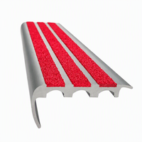 Profilés de marche d'escalier en aluminium modernes et commerciaux pour extérieur, pour la sécurité des escaliers, en stock en gros