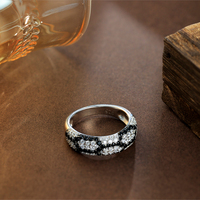 Bagues en cristal imprimé léopard serpent pour femmes populaires Micro Pave Black Nano Zircon cubique pour la fête et le mariage Grands cadeaux
