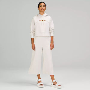 Commercio all'ingrosso Bianco di Alta Qualità Maniche Lunghe Tuta Ritagliata Logo In Bianco Yoga Crop Top Pullover Felpa Personalizzata Delle Donne <span class=keywords><strong>Felpe</strong></span> <span class=keywords><strong>Con</strong></span> <span class=keywords><strong>Cappuccio</strong></span> - Product Image 5