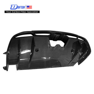 Difusor trasero de fibra de carbono seca estilo GTAM para Alfa Romeo Giulia QV Quadrifoglio - Product Image 1