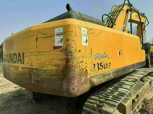 Excavatrice sur chenilles Hyundai 335LC-7 d'occasion poids en ordre de marche de 5 tonnes bon état prix raisonnable à vendre - Product Image 3
